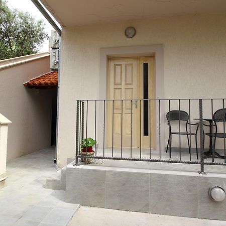 Apartments Dub ซัฟทัท ภายนอก รูปภาพ
